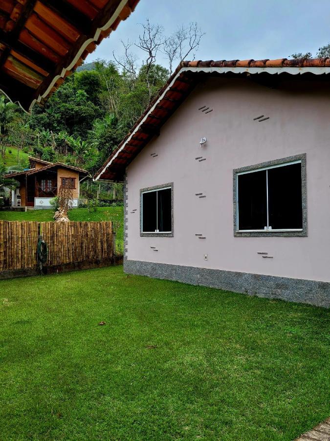 Casa Rosa Lumiar, Cachoeira Particular E Fazendinha Exterior photo